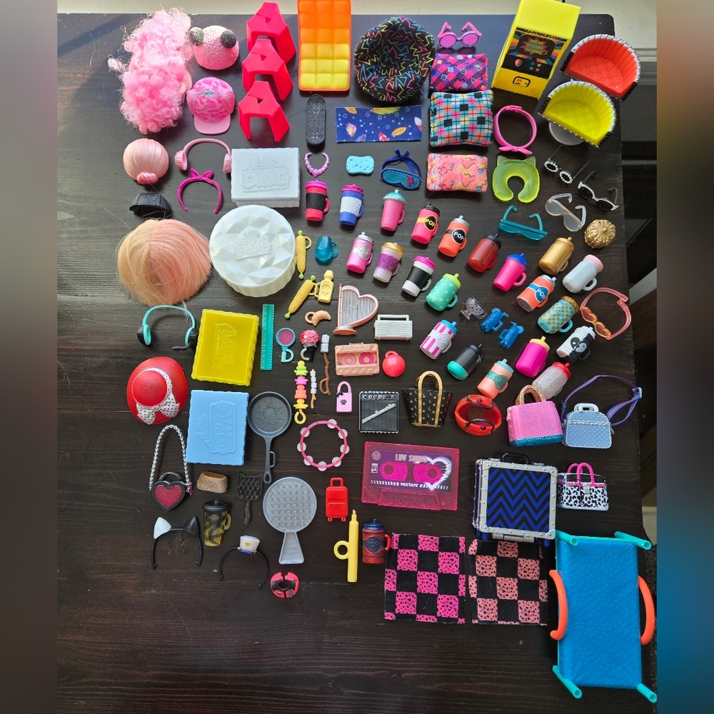 OMG LOL Lot Of Acessories Furniture Food Bottles Miscellaneous Toys